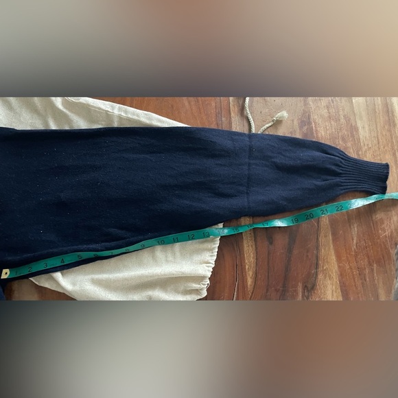 MJ. WATSON Cashmere Jogger - NAVY Size Large - Picture 15 of 15